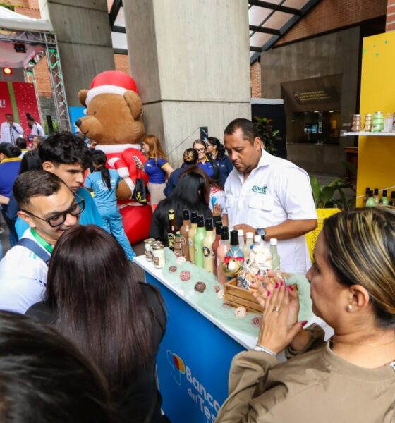 Festejamos-en-nuestra-Feria-Navideña-2025-52