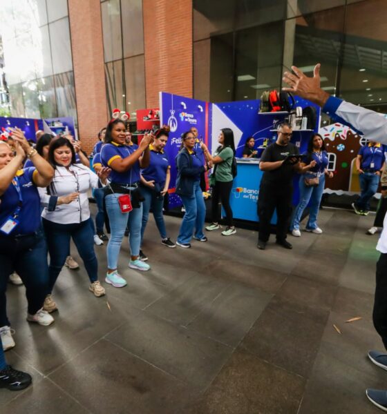 Festejamos-en-nuestra-Feria-Navideña-2025-57